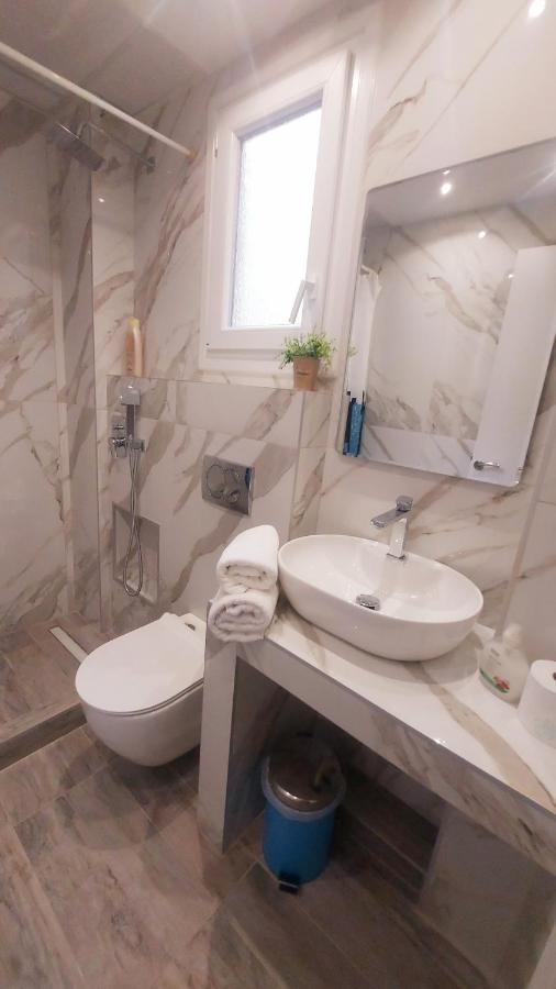 Tsimiski 31. Luxury Apartments Thessaloniki Exterior photo
